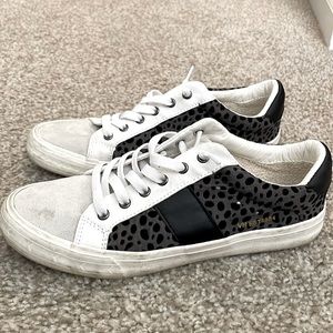 Vintage Havana Slip On Snow Leopard Sneakers